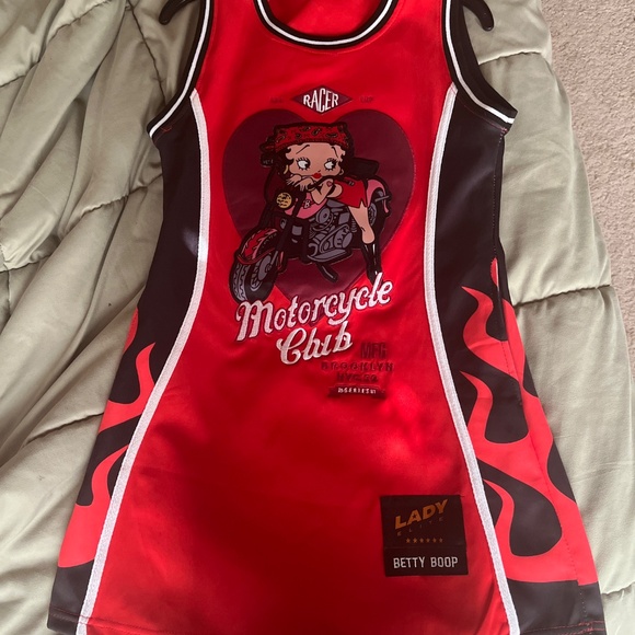 Three Betty Boop Jersey Dresses - Picture 7 of 7